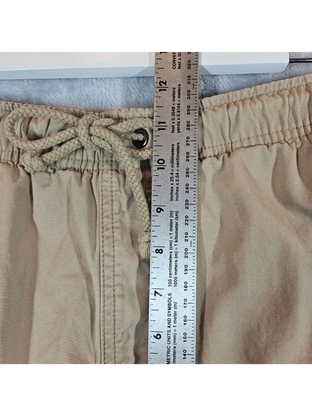 L.L. Bean Mens L Classic Fit Tan Cotton Drawstring Shorts Beach vacation casual
